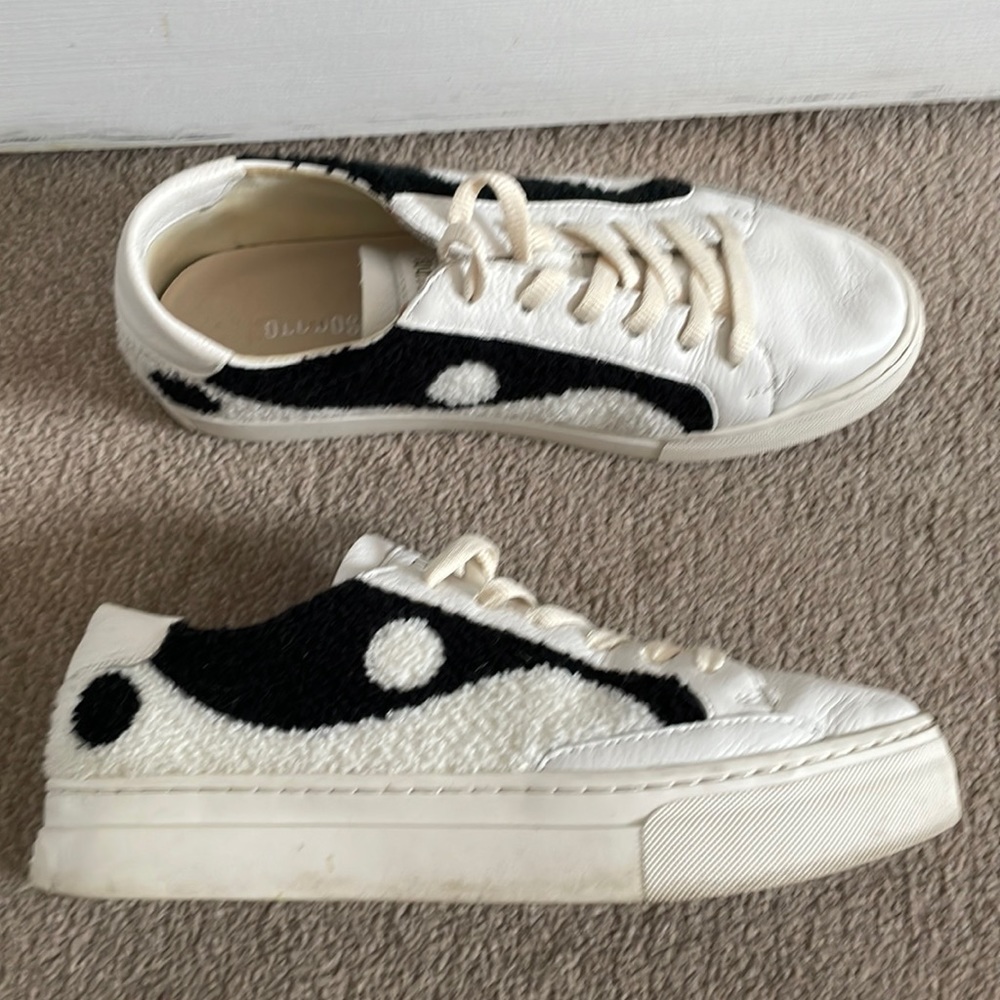 Soludos Black and White Women's Sneakers